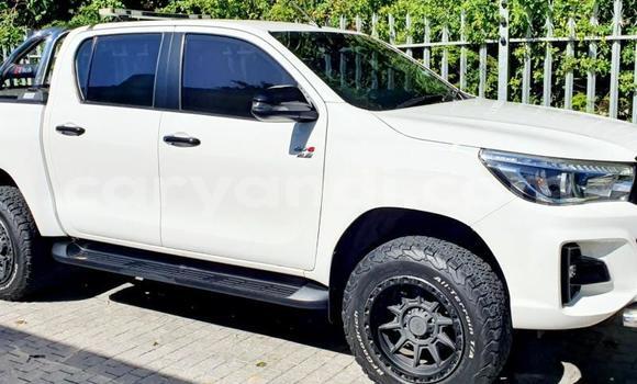 Buy Used Toyota Hilux White Car in Lusaka in Zambia Buy Used Toyota Hilux White Car in Lusaka in Zambia