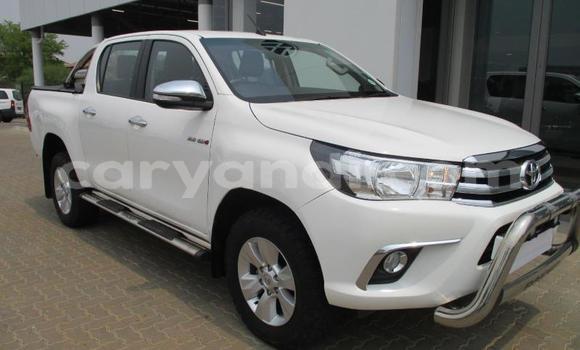 Buy Used Toyota Hilux White Car in Lusaka in Zambia Buy Used Toyota Hilux White Car in Lusaka in Zambia