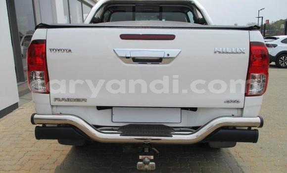 Buy Used Toyota Hilux White Car in Lusaka in Zambia Buy Used Toyota Hilux White Car in Lusaka in Zambia