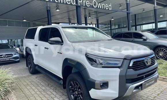 Buy Used Toyota Hilux White Car in Lusaka in Zambia Buy Used Toyota Hilux White Car in Lusaka in Zambia