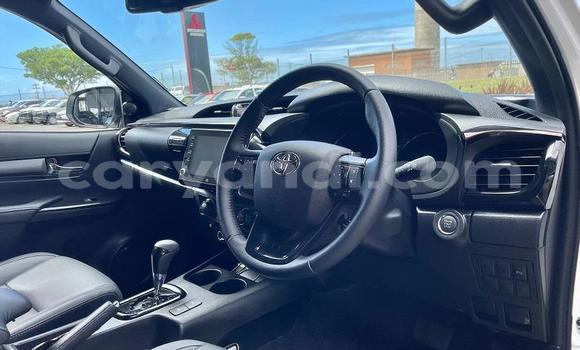 Buy Used Toyota Hilux White Car in Lusaka in Zambia Buy Used Toyota Hilux White Car in Lusaka in Zambia