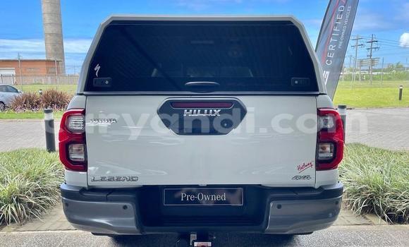 Buy Used Toyota Hilux White Car in Lusaka in Zambia Buy Used Toyota Hilux White Car in Lusaka in Zambia