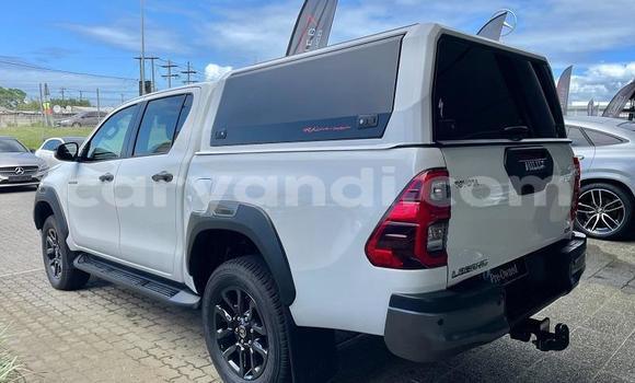 Buy Used Toyota Hilux White Car in Lusaka in Zambia Buy Used Toyota Hilux White Car in Lusaka in Zambia