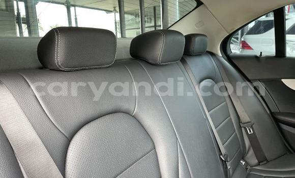 Acheter Occasion Voiture Mercedes-Benz C-Classe Blanc à Lusaka, Zambie Acheter Occasion Voiture Mercedes-Benz C-Classe Blanc à Lusaka, Zambie