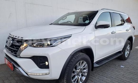 Buy Used Toyota Fortuner White Car in Lusaka in Zambia Buy Used Toyota Fortuner White Car in Lusaka in Zambia