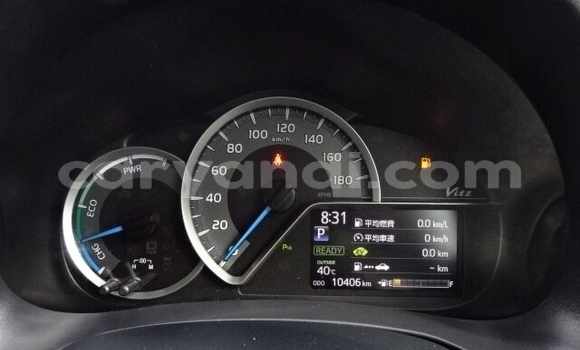 Acheter Occasion Voiture Toyota Vitz Blanc à Lusaka, Zambie Acheter Occasion Voiture Toyota Vitz Blanc à Lusaka, Zambie