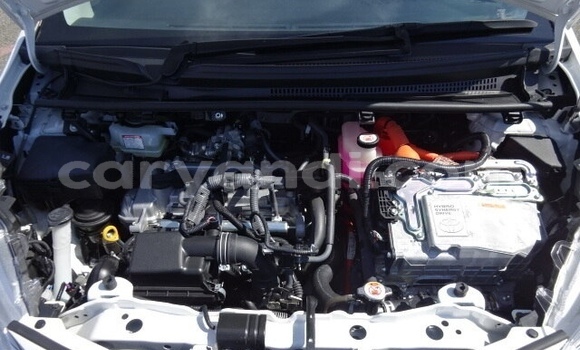 Acheter Occasion Voiture Toyota Vitz Blanc à Lusaka, Zambie Acheter Occasion Voiture Toyota Vitz Blanc à Lusaka, Zambie