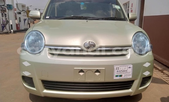 Acheter Occasion Voiture Toyota Sienta Vert à Solwezi, Nord-Ouest Acheter Occasion Voiture Toyota Sienta Vert à Solwezi, Nord-Ouest