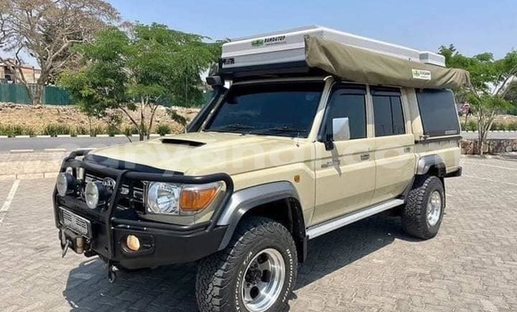 Tenga Tsaru Toyota Land Cruiser Bhurawuni Mota in Lusaka in Zambia Tenga Tsaru Toyota Land Cruiser Bhurawuni Mota in Lusaka in Zambia