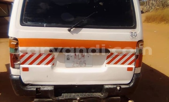 Tenga Tsaru Toyota Hiace Chena Mota in Lusaka in Zambia Tenga Tsaru Toyota Hiace Chena Mota in Lusaka in Zambia