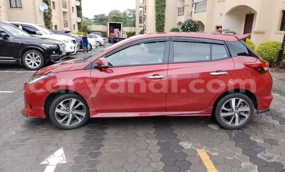 Acheter Occasion Voiture Toyota Yaris Rouge à Lusaka, Zambie Acheter Occasion Voiture Toyota Yaris Rouge à Lusaka, Zambie