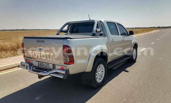 Tenga Tsaru Toyota Hilux Sirivha Mota in Lusaka in Zambia Tenga Tsaru Toyota Hilux Sirivha Mota in Lusaka in Zambia