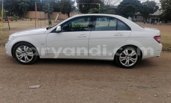 Buy Used Mercedes‒Benz C–Class White Car in Lusaka in Zambia