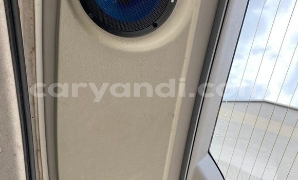 Nunua Ilio tumika Toyota Hiace Nyeupe Gari ndani ya Lusaka nchini Zambia Nunua Ilio tumika Toyota Hiace Nyeupe Gari ndani ya Lusaka nchini Zambia