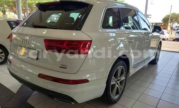Nunua Ilio tumika Audi Q7 Nyeupe Gari ndani ya Lusaka nchini Zambia Nunua Ilio tumika Audi Q7 Nyeupe Gari ndani ya Lusaka nchini Zambia