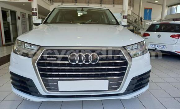 Nunua Ilio tumika Audi Q7 Nyeupe Gari ndani ya Lusaka nchini Zambia Nunua Ilio tumika Audi Q7 Nyeupe Gari ndani ya Lusaka nchini Zambia