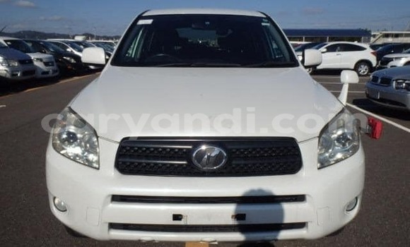 Tenga Imported Toyota RAV4 Chena Mota in Lusaka in Zambia Tenga Imported Toyota RAV4 Chena Mota in Lusaka in Zambia