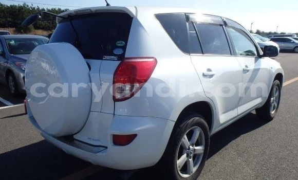 Tenga Imported Toyota RAV4 Chena Mota in Lusaka in Zambia Tenga Imported Toyota RAV4 Chena Mota in Lusaka in Zambia