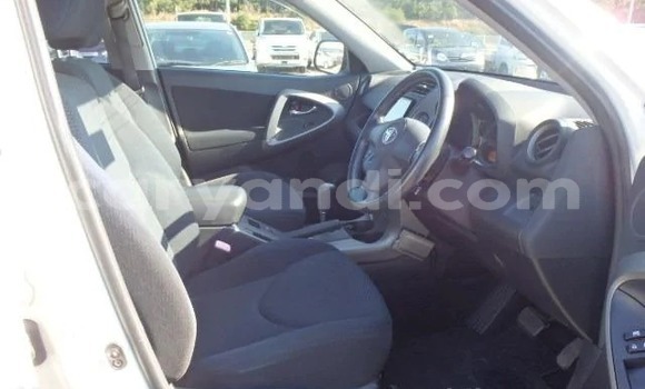 Tenga Imported Toyota RAV4 Chena Mota in Lusaka in Zambia Tenga Imported Toyota RAV4 Chena Mota in Lusaka in Zambia