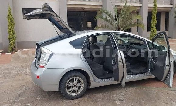 Nunua Ilio tumika Toyota Prius Fedha Gari ndani ya Lusaka nchini Zambia Nunua Ilio tumika Toyota Prius Fedha Gari ndani ya Lusaka nchini Zambia