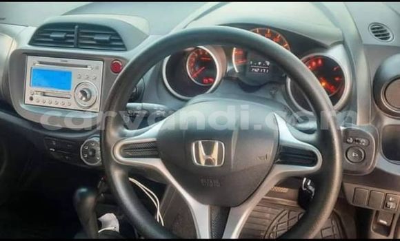 Nunua Ilio tumika Honda FIT Bluu Gari ndani ya Lusaka nchini Zambia Nunua Ilio tumika Honda FIT Bluu Gari ndani ya Lusaka nchini Zambia