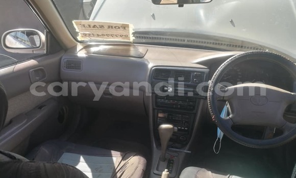 Nunua Ilio tumika Toyota Corolla Fedha Gari ndani ya Lusaka nchini Zambia Nunua Ilio tumika Toyota Corolla Fedha Gari ndani ya Lusaka nchini Zambia