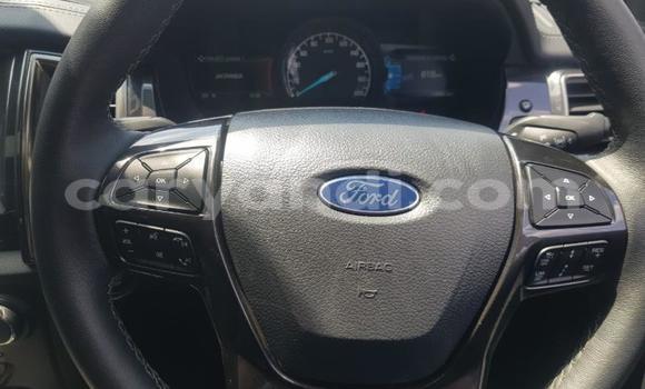 Acheter Occasion Voiture Ford Everest Gris à Lusaka, Zambie Acheter Occasion Voiture Ford Everest Gris à Lusaka, Zambie