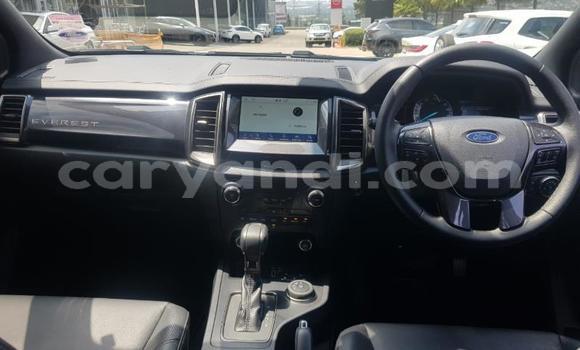 Acheter Occasion Voiture Ford Everest Gris à Lusaka, Zambie Acheter Occasion Voiture Ford Everest Gris à Lusaka, Zambie