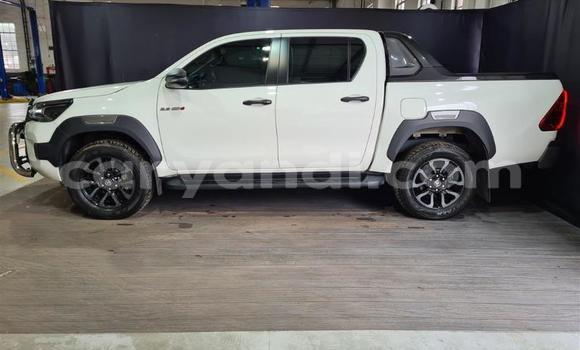 Tenga Tsaru Toyota Hilux Chena Mota in Lusaka in Zambia Tenga Tsaru Toyota Hilux Chena Mota in Lusaka in Zambia