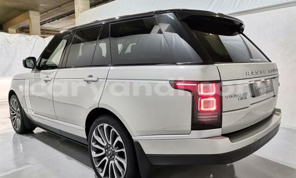 Nunua Ilio tumika Range Rover Range Rover Nyeupe Gari ndani ya Lusaka nchini Zambia Nunua Ilio tumika Range Rover Range Rover Nyeupe Gari ndani ya Lusaka nchini Zambia