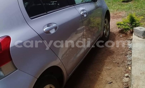 Acheter Occasion Voiture Toyota Vitz Gris à Lusaka, Zambie Acheter Occasion Voiture Toyota Vitz Gris à Lusaka, Zambie
