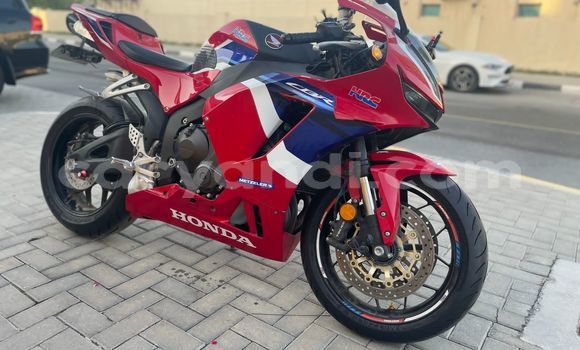 Tenga Tsaru Honda CBR Tsvuku Bike in Lusaka in Zambia Tenga Tsaru Honda CBR Tsvuku Bike in Lusaka in Zambia