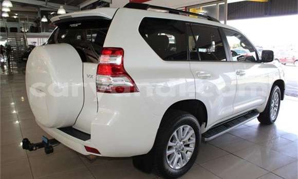 Buy Used Toyota Land Cruiser Prado White Car in Lusaka in Zambia Buy Used Toyota Land Cruiser Prado White Car in Lusaka in Zambia