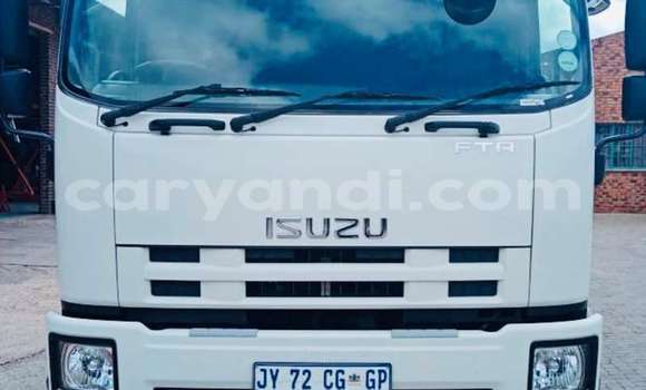 Nunua Ilio tumika Isuzu FTR 850 Nyeupe Lori ndani ya Lusaka nchini Zambia Nunua Ilio tumika Isuzu FTR 850 Nyeupe Lori ndani ya Lusaka nchini Zambia