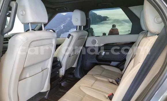 Acheter Occasion Voiture Land Rover Discovery Gris à Lusaka, Zambie Acheter Occasion Voiture Land Rover Discovery Gris à Lusaka, Zambie
