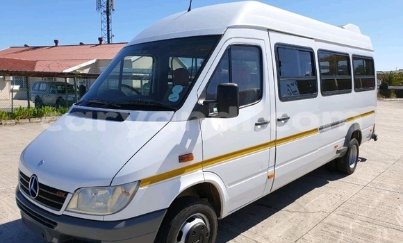 Buy Used Mercedes–Benz Sprinter White Truck in Lusaka in Zambia