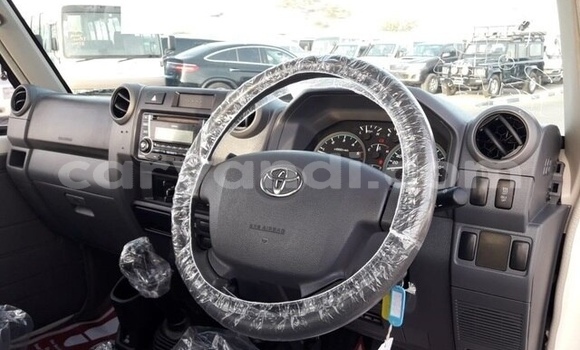 Buy Used Toyota Land Cruiser White Car in Lusaka in Zambia Buy Used Toyota Land Cruiser White Car in Lusaka in Zambia
