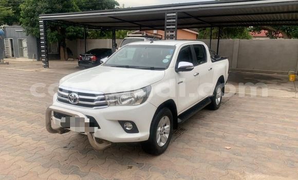 Tenga Tsaru Toyota Hilux Chena Mota in Lusaka in Zambia Tenga Tsaru Toyota Hilux Chena Mota in Lusaka in Zambia