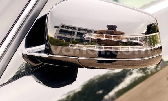 Acheter Occasion Voiture Mercedes‒Benz E–Class Noir à Lusaka, Zambie Acheter Occasion Voiture Mercedes‒Benz E–Class Noir à Lusaka, Zambie