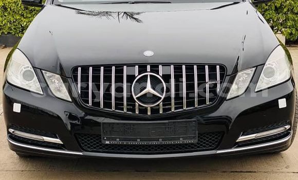 Acheter Occasion Voiture Mercedes‒Benz E–Class Noir à Lusaka, Zambie Acheter Occasion Voiture Mercedes‒Benz E–Class Noir à Lusaka, Zambie
