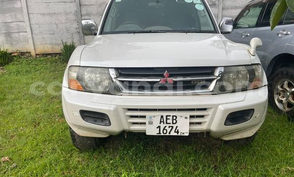 Nunua Ilio tumika Mitsubishi Pajero Nyeupe Gari ndani ya Lusaka nchini Zambia