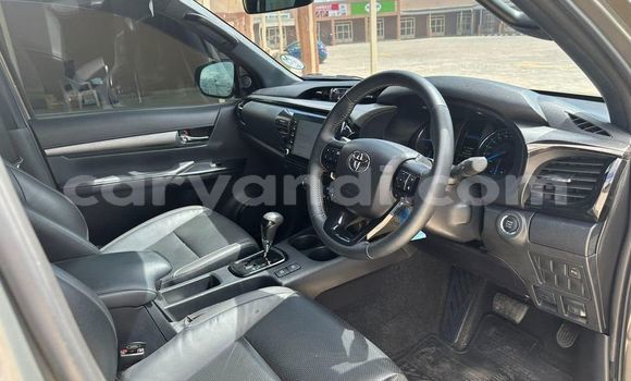 Acheter Occasion Voiture Toyota Hilux Vert à Lusaka, Zambie Acheter Occasion Voiture Toyota Hilux Vert à Lusaka, Zambie