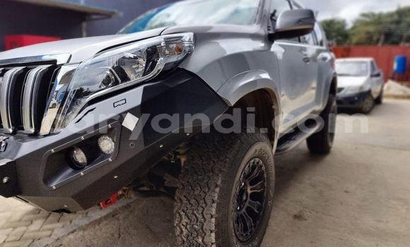 Acheter Occasion Voiture Toyota Land Cruiser Prado Gris à Lusaka, Zambie Acheter Occasion Voiture Toyota Land Cruiser Prado Gris à Lusaka, Zambie