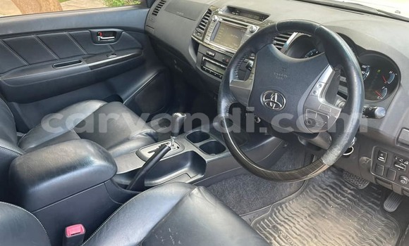Acheter Occasion Voiture Toyota Fortuner Gris à Lusaka, Zambie Acheter Occasion Voiture Toyota Fortuner Gris à Lusaka, Zambie