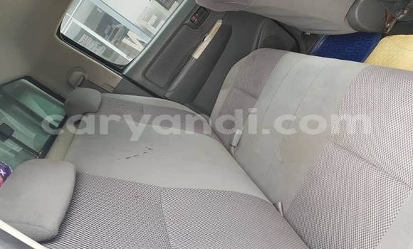 Acheter Occasion Voiture Toyota Hilux Gris à Lusaka, Zambie Acheter Occasion Voiture Toyota Hilux Gris à Lusaka, Zambie
