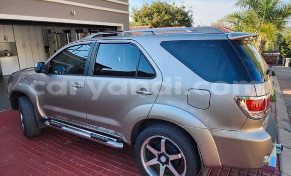 Acheter Occasion Voiture Toyota Fortuner Gris à Lusaka, Zambie