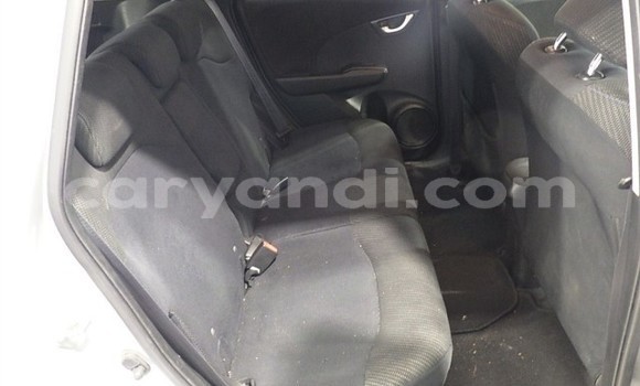 Acheter Occasion Voiture Honda FIT Gris à Lusaka, Zambie Acheter Occasion Voiture Honda FIT Gris à Lusaka, Zambie