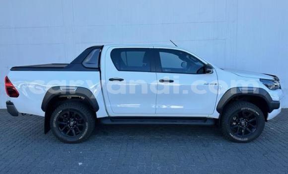 Tenga Tsaru Toyota Hilux Chena Mota in Lusaka in Zambia Tenga Tsaru Toyota Hilux Chena Mota in Lusaka in Zambia