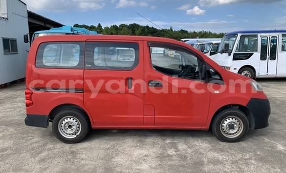 Acheter Occasion Voiture Nissan NV200 Rouge à Chingola, Zambie Acheter Occasion Voiture Nissan NV200 Rouge à Chingola, Zambie