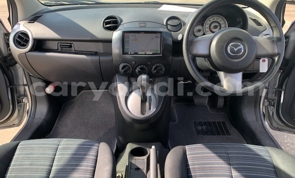 Acheter Occasion Voiture Mazda Demio Gris à Lusaka, Zambie Acheter Occasion Voiture Mazda Demio Gris à Lusaka, Zambie